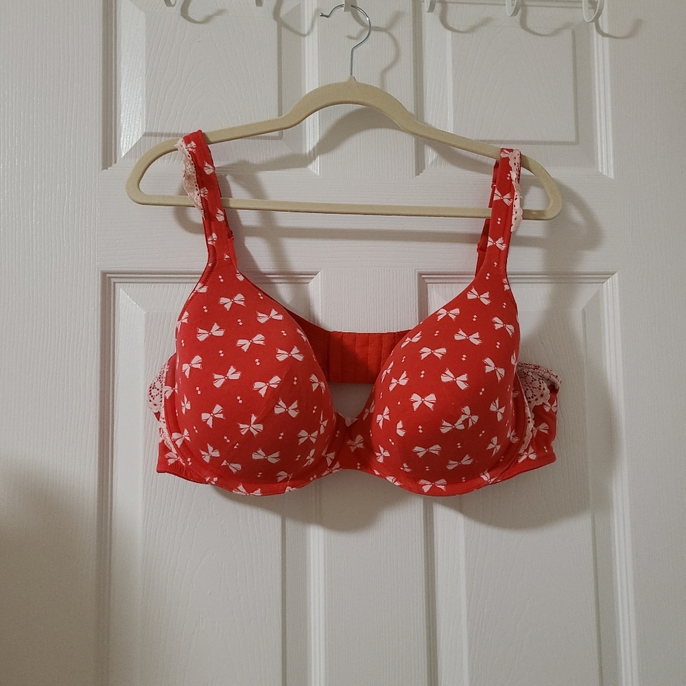 Cacique lightly lined tshirt bra